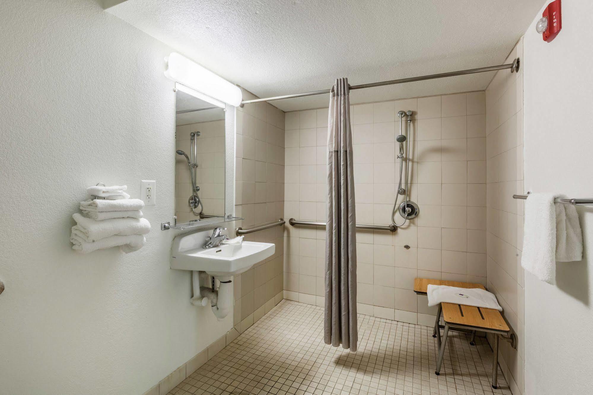 Motel 6-Webster, Tx - Houston - Nasa Lake Zewnętrze zdjęcie